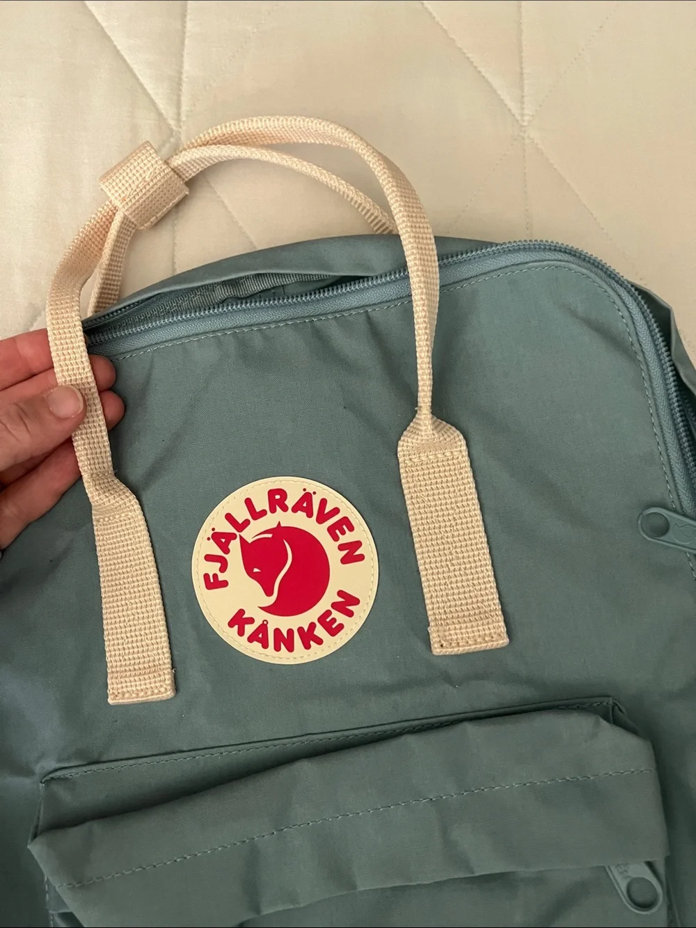 FJALLRAVEN KÅNKEN Water Resistant Backpack Sky Blue Light Oak